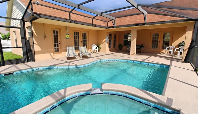 Upgraded Orange Tree Home With Lots Of Extras!
