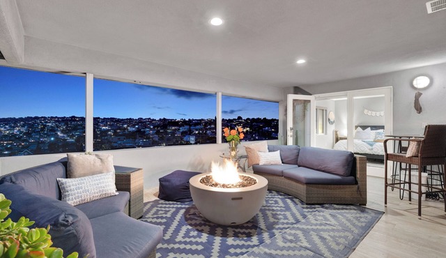 UPGRADED Pt Loma Panoramic Views - 1 Bedroom Suite