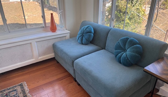 Upper Darby 4-bedroom home near Philly. Perfect for families.