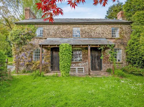 Upper House - Uk48805