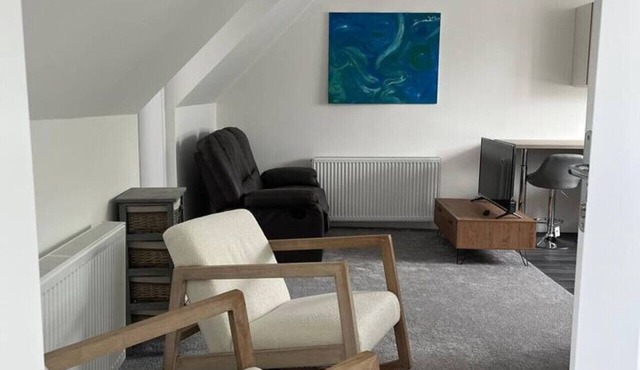 Upper Mill Apartment