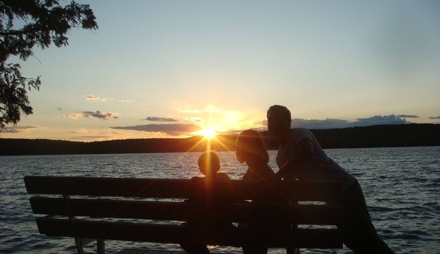 Upper Peninsula Lakeside Cabin on Chicagon Lake - Great Fishing, Swimming & Golf
