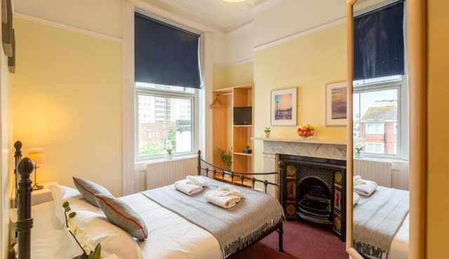 Upper Rock 3 - double room en-suite