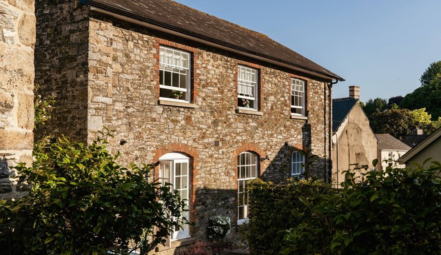 UPPER SCHOOL HOUSE, pet friendly, luxury holiday cottage in Ashburton