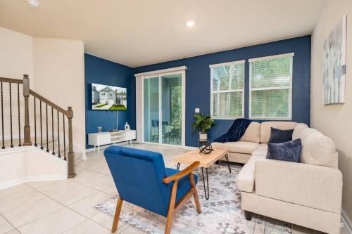 Upscale 3BR Townhome|Game Table|Pool|Close2 Beach.