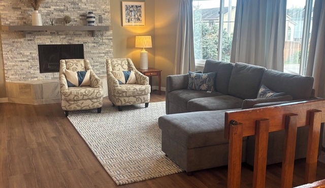Upscale Anchorage Getaway, Cozy & Newly Remodeled