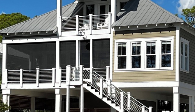 Upscale Beachfront Family Home on Carrabelle Beach-Florida's Least Crowded Beach