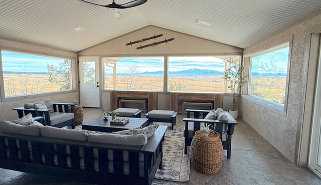 Upscale Black Forest Retreat - Pikes Peak Views · Sunroom · Firepit · 10 Acres