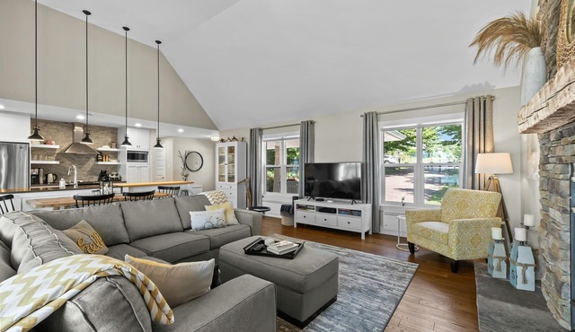 Upscale Cavendish Waterfront Home with Stunning Bay Views and Modern Comfort