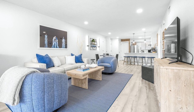 Upscale Corner Condo |2 Ensuite Bedrooms |Saddlebrook Resort |Pools |Hot Tub |Gym |Golf & Tennis