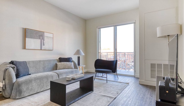 Upscale Elmhurst 1BR w/Lounge, Pool & Gym nr Metra, by Blueground