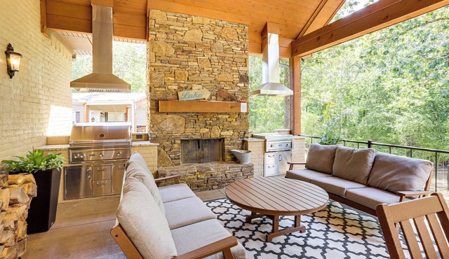 Upscale Gem w/2 Boat Slips on Greers Ferry Lake