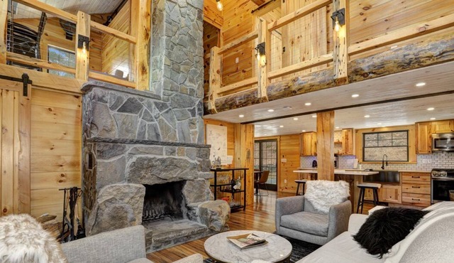 Upscale Lodge - Elevate Your Upstate Getaway