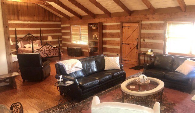 Upscale Log Cabin at Ferndale: An Elegant Retreat