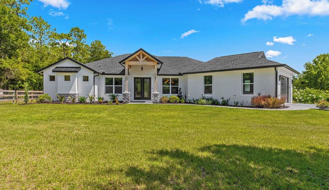 Upscale, Luxurious NEW HOME - 4 Minutes to WEC
