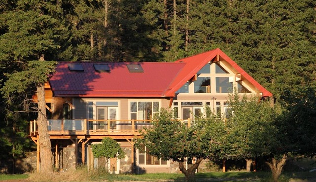 Upscale Luxury Home on Cherry Orchard Overlooking Flathead Lake