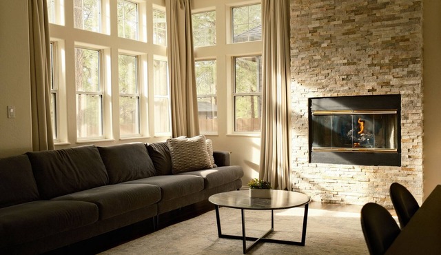 Upscale, Nature Views, Family Retreat for a great Mountain Getaway