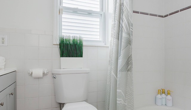 Upscale NY Home with Easy Parking!