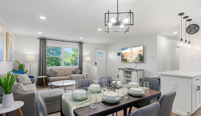 Upscale | Old Town Views | 3BD Lux