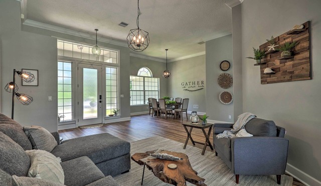 Upscale Palm Coast Home w/Pool: 7 Mi to Beaches!