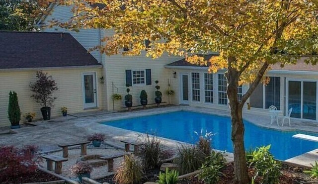 Upscale Pool Home~EVERY Amenity~SAFE Neighborhood!