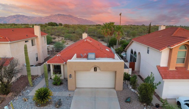 Upscale Private Home In A Quite Gated Community With Breathtaking Mountain Views