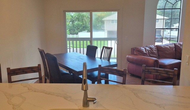 Upscale~Quiet~Close to everything~Book today!