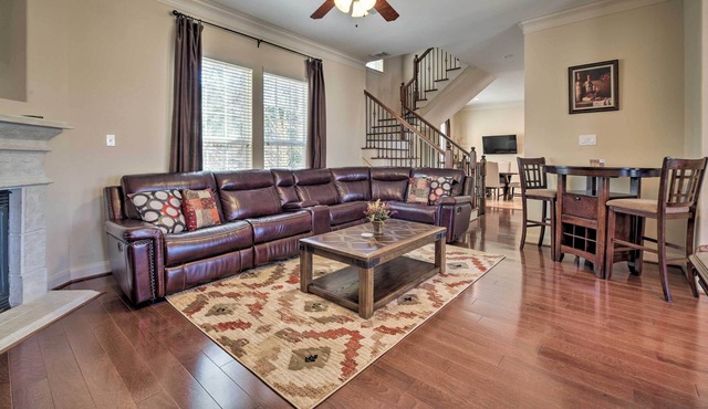 Upscale Retreat Near Lake w/ Resort Amenities