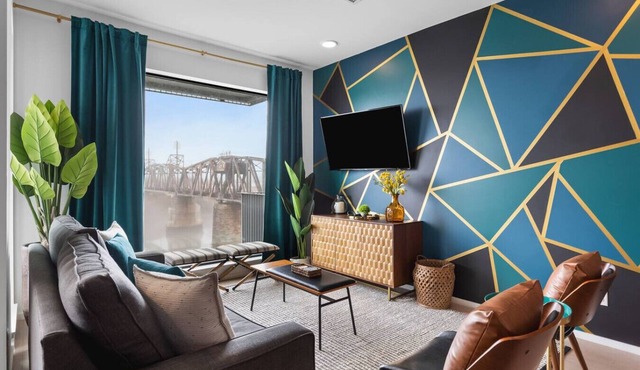 Upscale Riverview Condo with Garage, Walk to Downtown