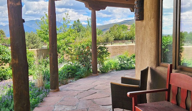 Upscale Serenity with 360 Views- Mini Split AC great indoor/outdoor space