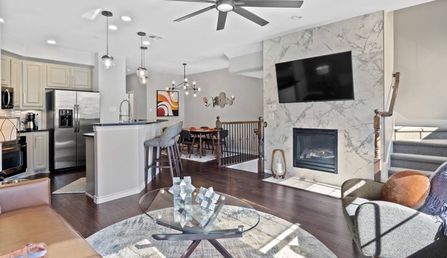 Upscale Shops of Legacy Townhome. Maid Service included!