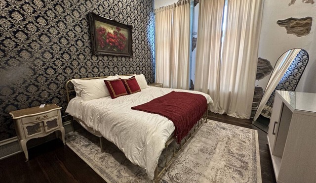 Upscale Western Inn With Historical Distinction and Modern Comfort