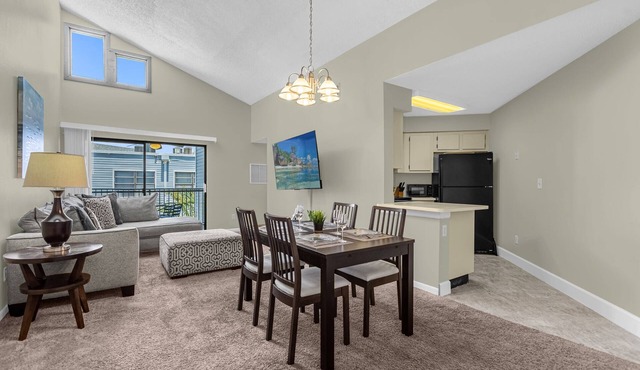 Upstay 2BR Family Condo Ventura Golf Country Club