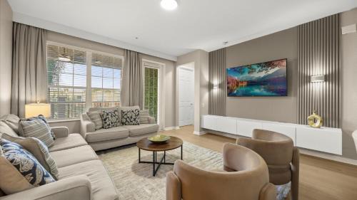 Upstay Spacious 3BR Home w Patio Vista Cay Resort