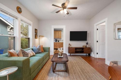 Uptown Couve Adventures