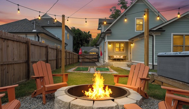 Uptown Funk! Hot Tub, Mini Golf, Pool Tble, Shufbd