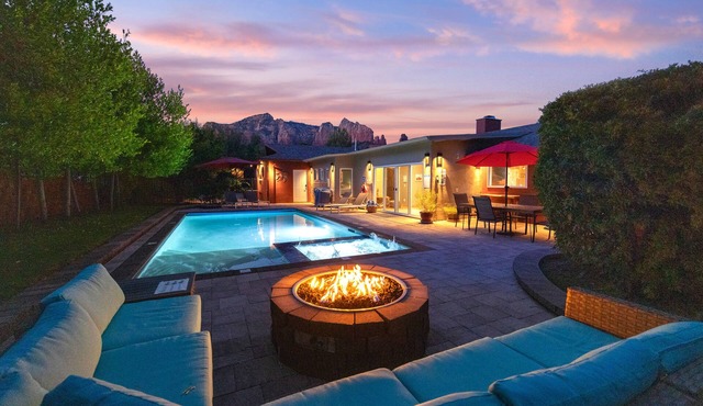 Uptown home, Heated Pool, Hot Tub, Amazing Views