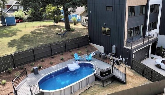 Uptown Luxury Retreat w/Private Pool & rooftop