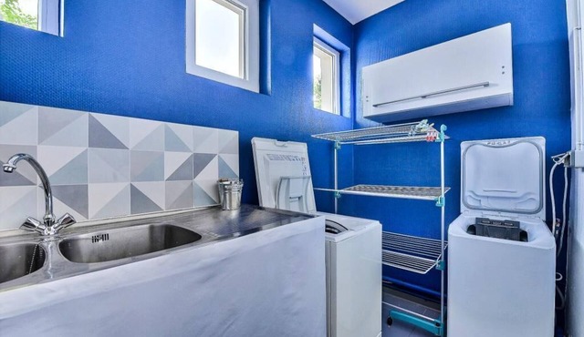 "Urbaine Colors" Bright and colorful apartment "Les Péri-Urbaines" (Peri-urban apartment)