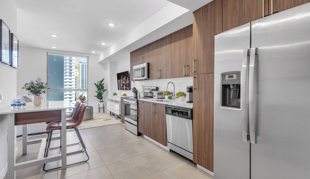 Urban 1 Bed Oasis Near Brickell W/Free Parking