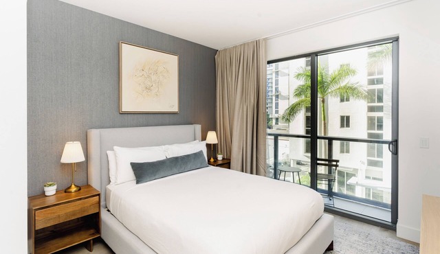 Urban 1 Bedroom Suite Near Brickell City Center