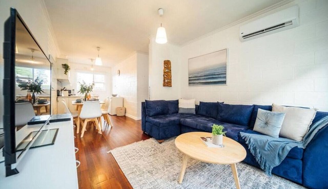 Urban Beach Shack-Me · ★Urban Beach Shack★Metres from the Beach & Cafes✔