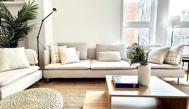 Urban Boho | Hot tub | EV Charger | 3 Free Parking