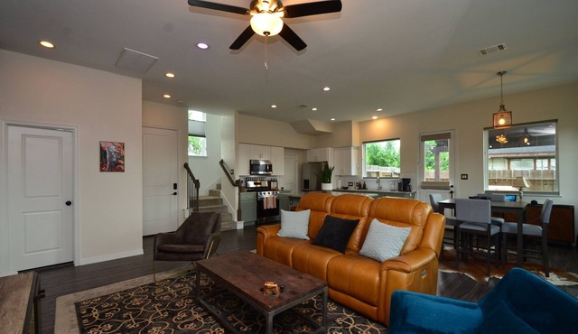 Urban Comfort Meets Modern Convenience — 3BR Home Minutes from Downtown Houston