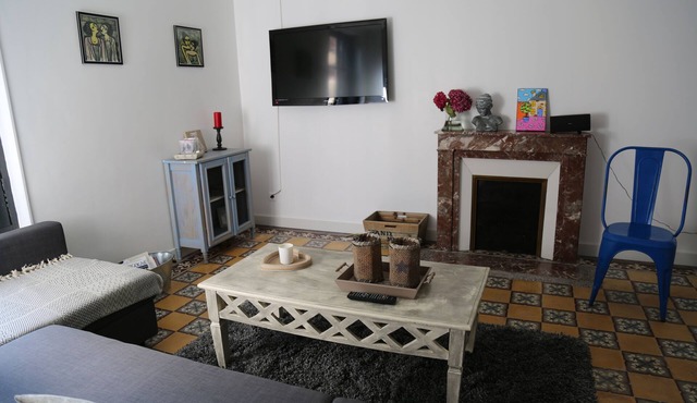 Urban cottage with garden