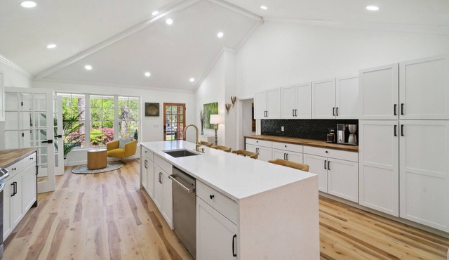 Urban Farmhouse with a Modernism Twist! by RedAwning