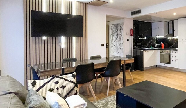 Urban Flat 129 - Sublime Art Love Champs-Elysees