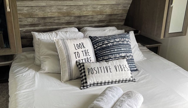 Urban Glamping near beautiful Lake Whatcom