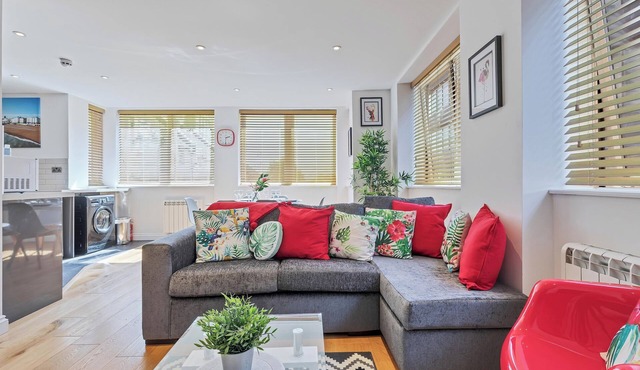 Urban Heights | By My Getaways