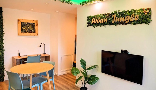 Urban Jungle 42